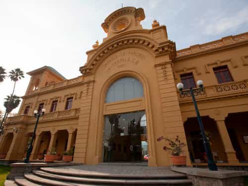 Paseo por México Antigua estación del ferrocarril de Chapala