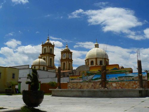 Paseo por Mexico Iglesia de Cuacnopalan en Palmar de Bravo