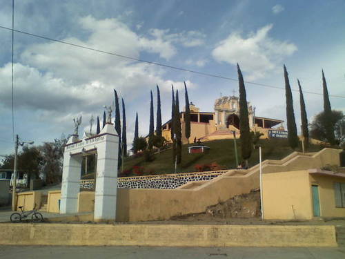 Paseo por Mexico Templo del Calvario de Xochiltepec