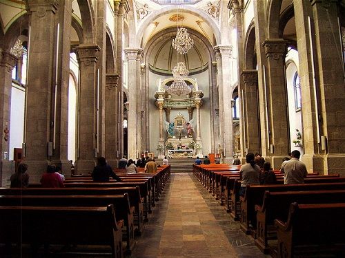 Paseo por Mexico Interior de la Basílica de Nuestra Señora de la Misericordia de Apizaco